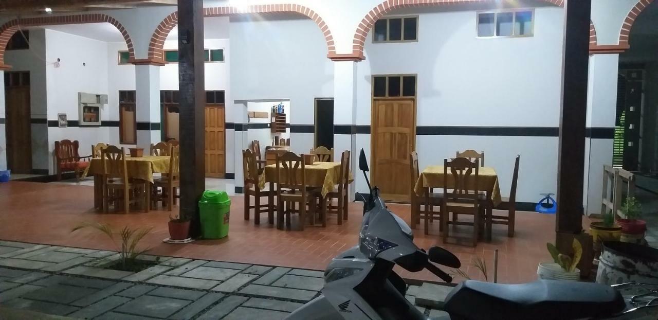 Hotel Tacuaral Руренабаке Екстериор снимка